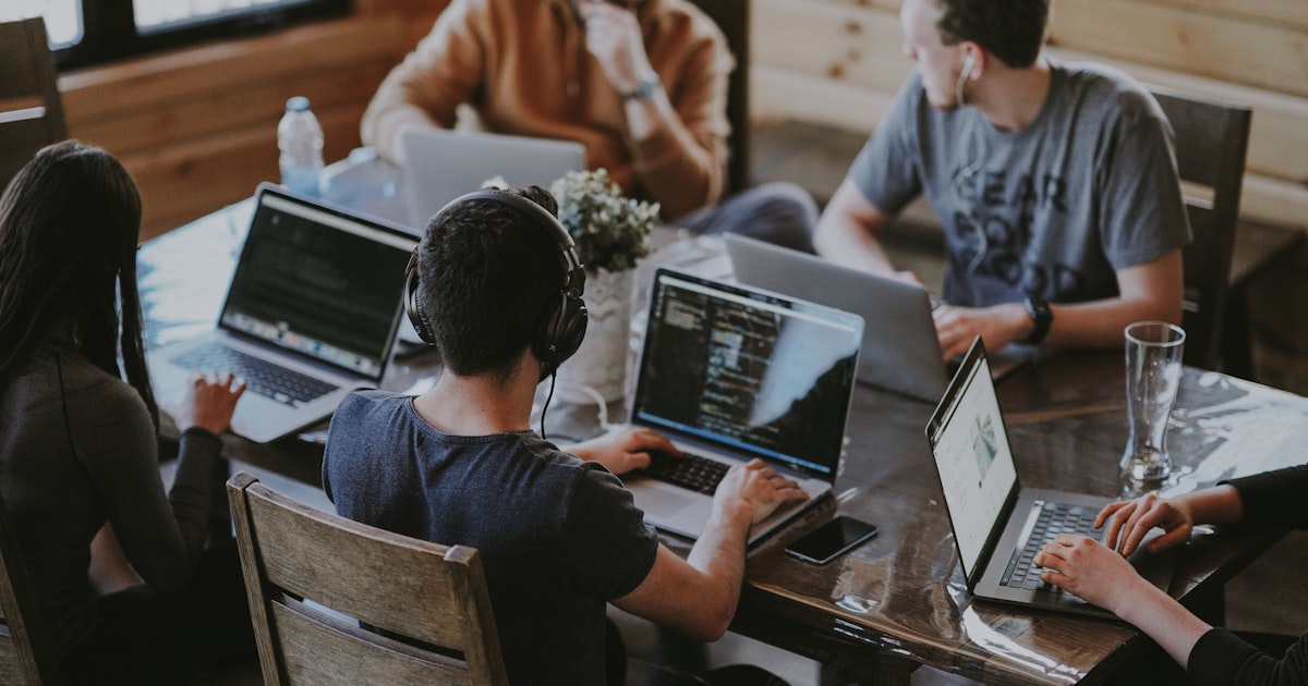 The Power of Comments in Collaborative Workflows — Cover