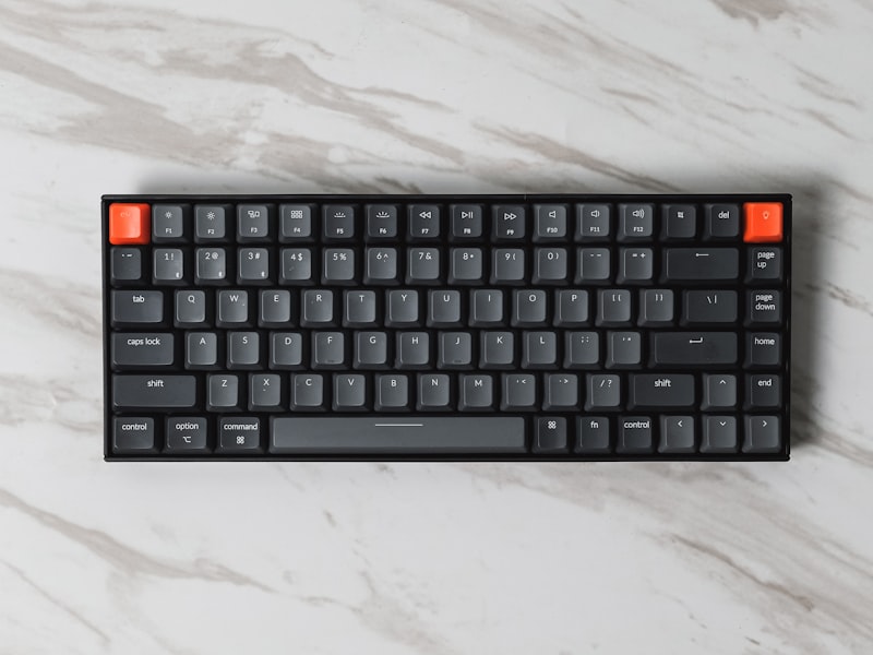 Mechanical Keyboard RGB — Featured